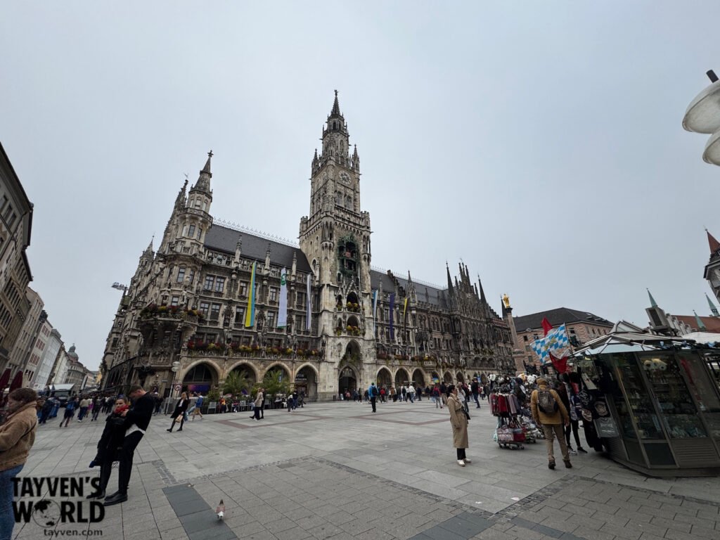 Wide view of the New Town Hall and Rathaus-Glockenspiel in Munich’s Marienplatz